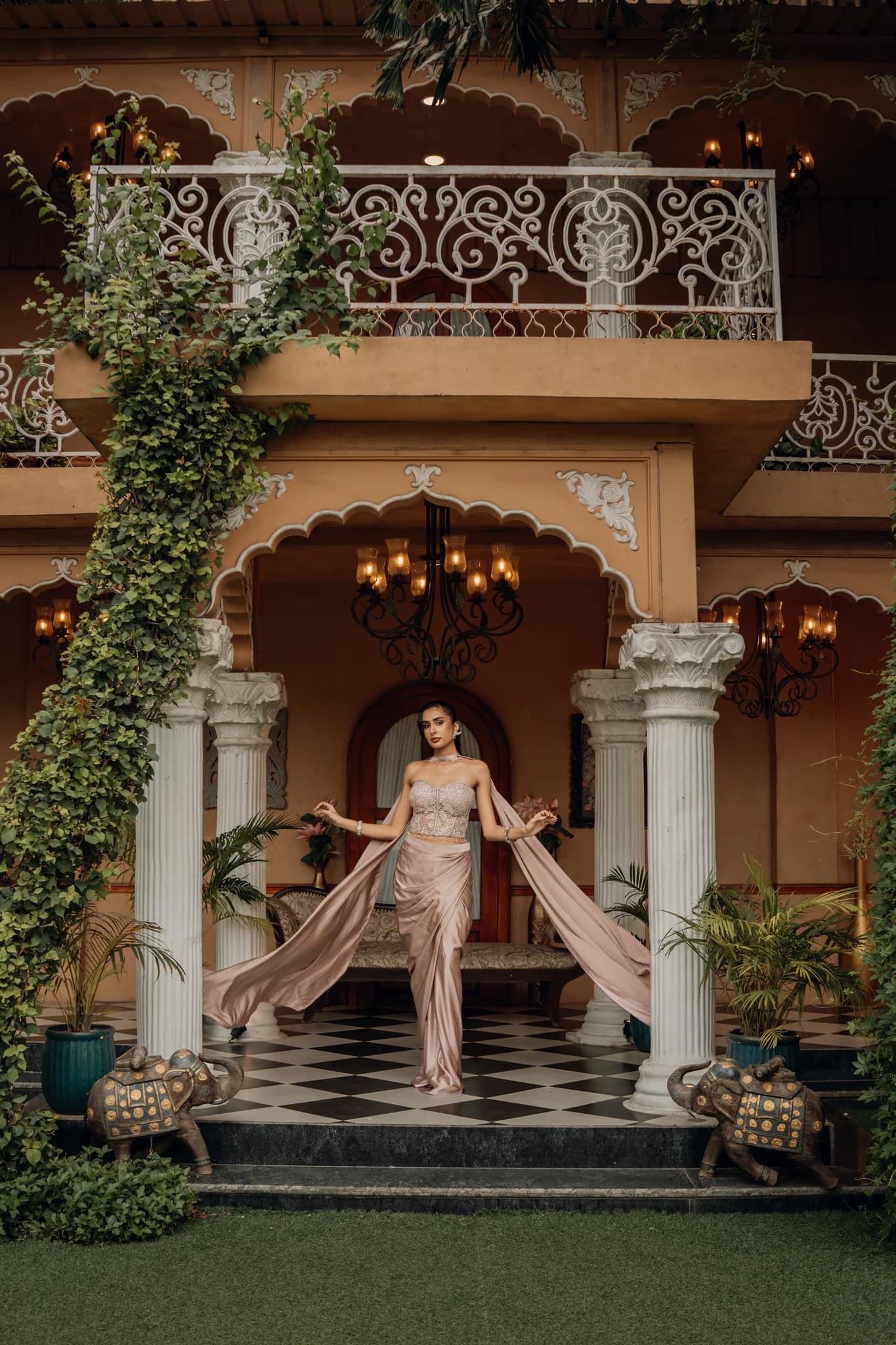 ROSE VEIL